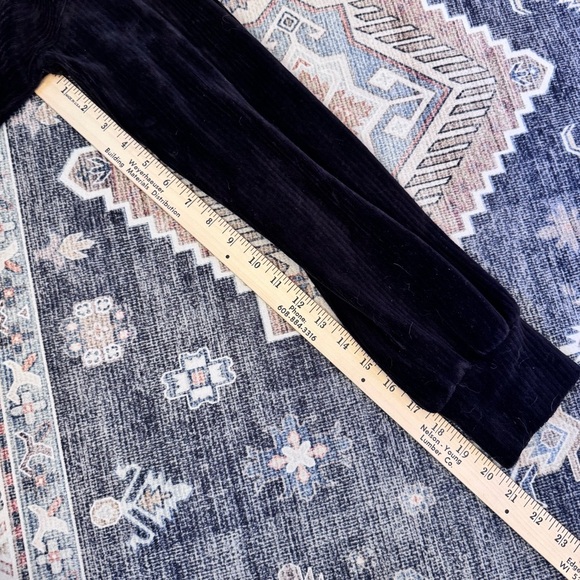 Bar III Black Corduroy Ribbed Velvet Turtleneck Pullover Sweater Size Large - Picture 10 of 10